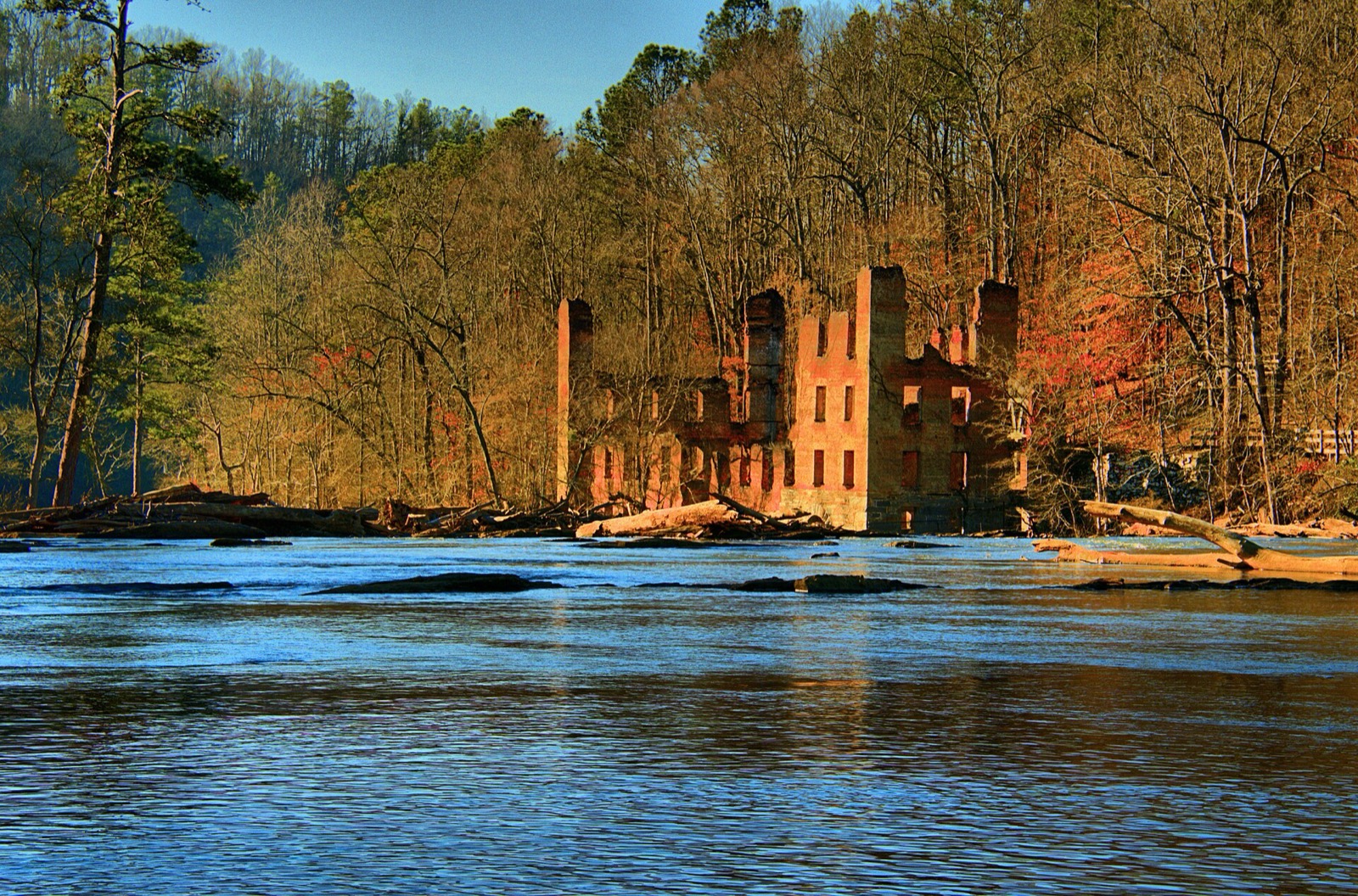 New Manchester mill ruins on Sweetwater Creek